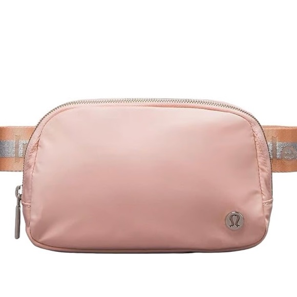 lululemon athletica Handbags - Lululemon Everywhere Belt Bag 1L *Wordmark